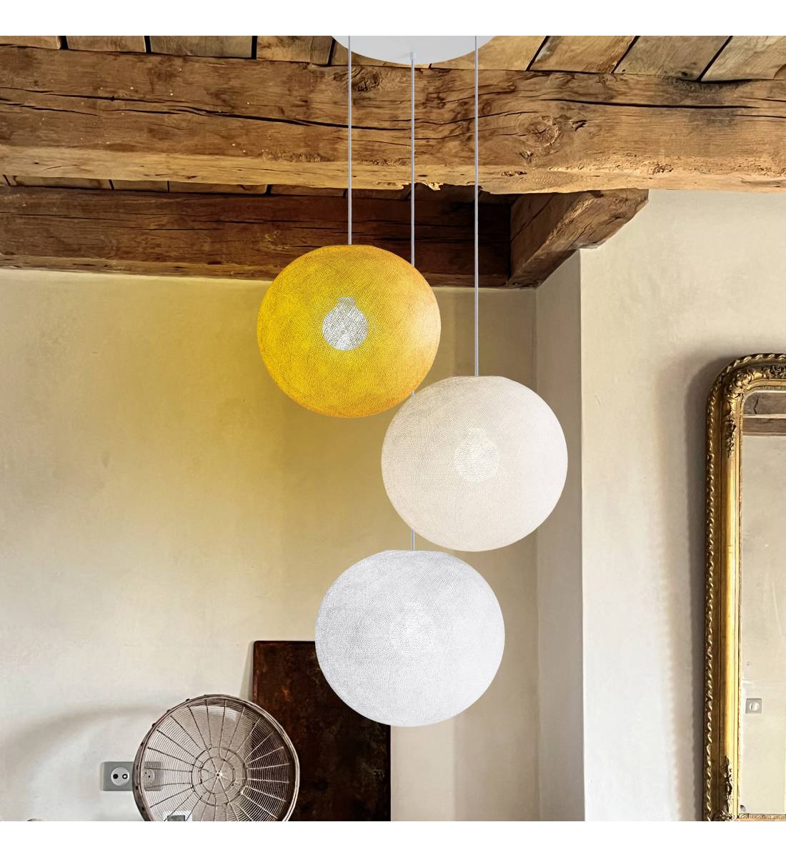 Ceiling fixture 3 globes 31 curry - ecru - white - Ceiling light 3 - La Case de Cousin Paul